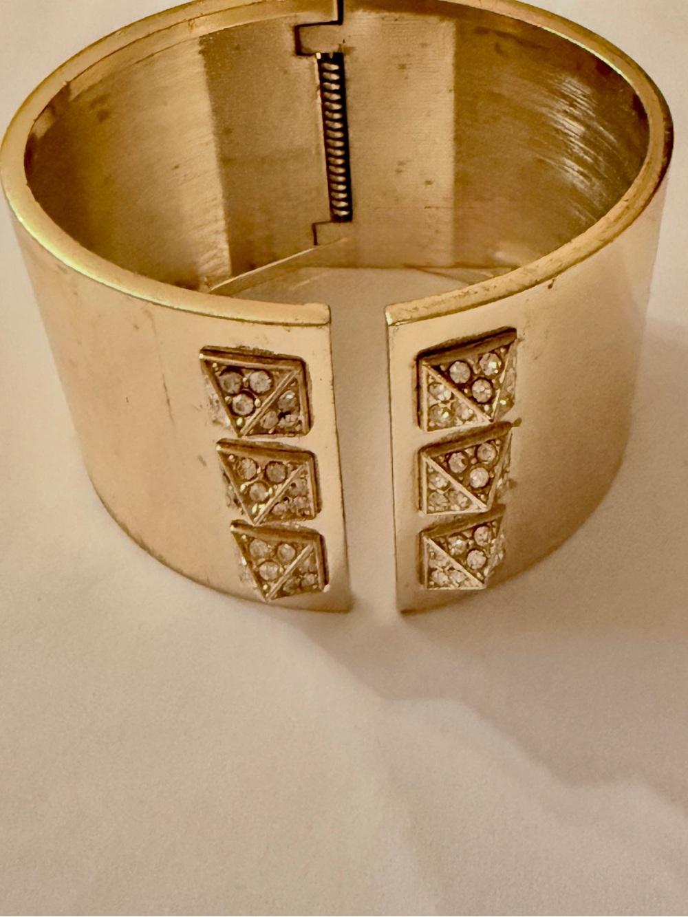 Victoria’s Secret gold bracelet
